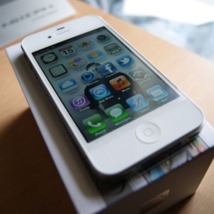 Apple iPhone 4S Specifications Price Features
